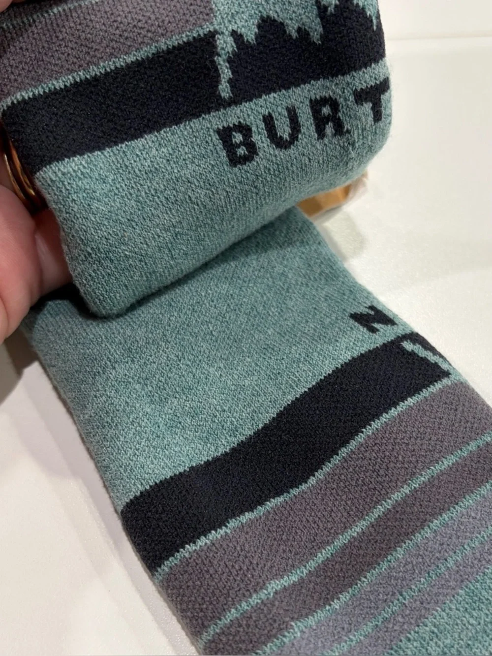 Burton Women's Small Medium Emblem Midweight Socks Ski Snowboard NWT Blue
